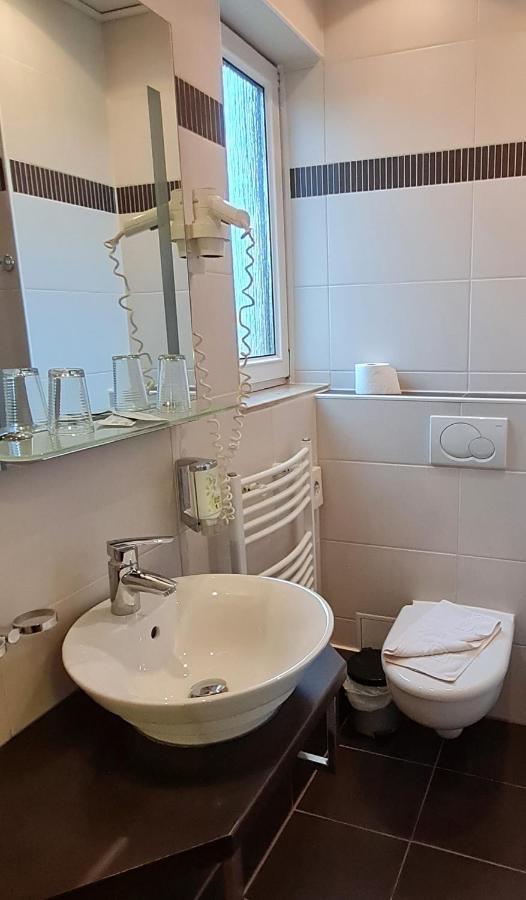 Hotel Prox Arnstadt Eksteriør billede